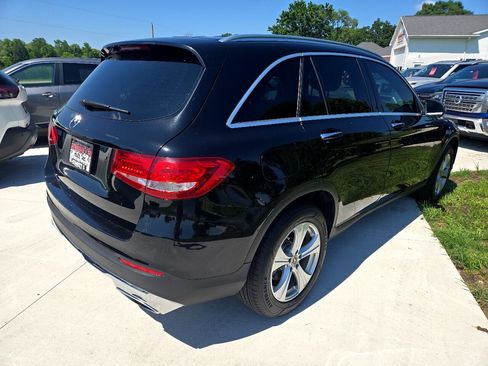 Used 2017 Mercedes-Benz GLC 300 w/ Premium 1 Package image 5