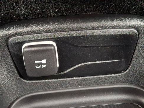 New 2026 Chrysler Pacifica Select image 19