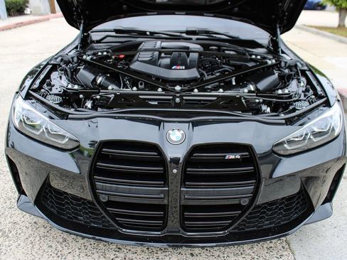 Used 2024 BMW M4 Coupe w/ Executive Package image 10