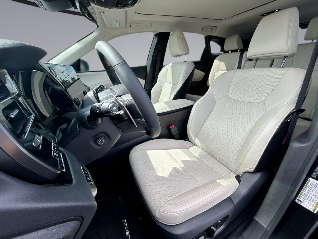 Used 2026 Lexus RX 350 w/ Convenience Package AWD/4WD image 23