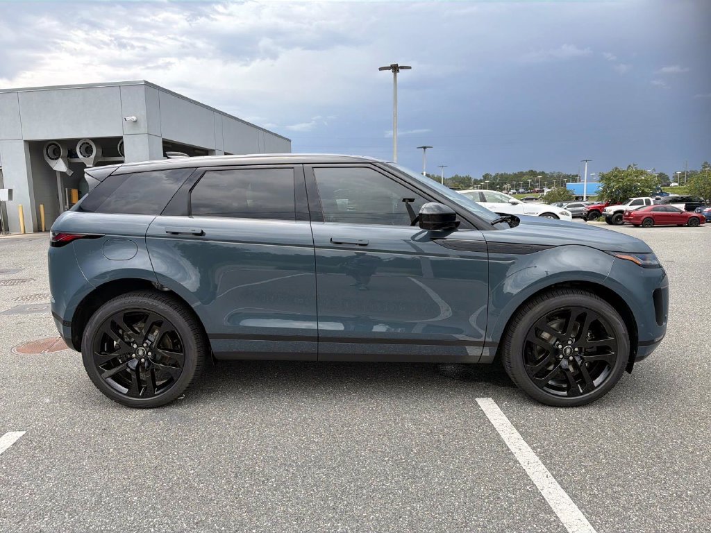 New 2026 Land Rover Range Rover Evoque S AWD/4WD image 6