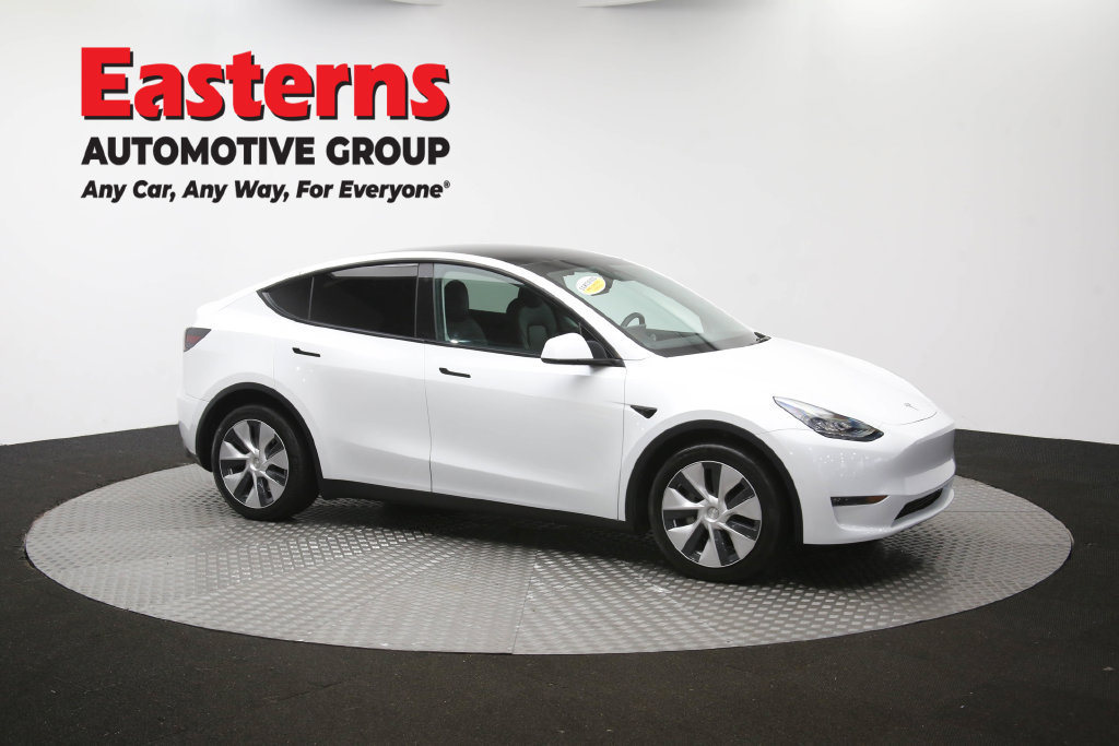 Used 2022 Tesla Model Y Long Range AWD/4WD image 44