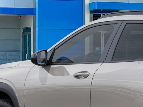 New 2026 Chevrolet Trax RS w/ Sunroof Package FWD image 12