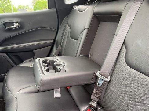 Used 2021 Jeep Compass Latitude w/ Sun and Sound Group AWD/4WD image 29