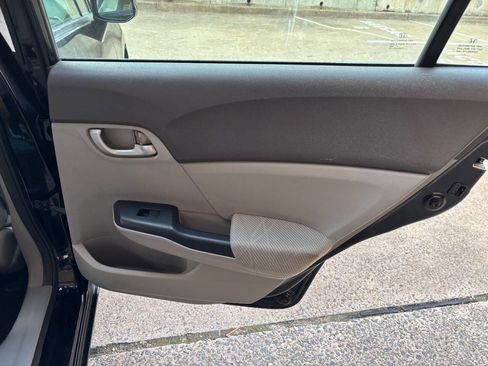 Used 2012 Honda Civic LX image 18