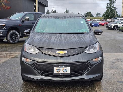 Used 2017 Chevrolet Bolt LT image 2