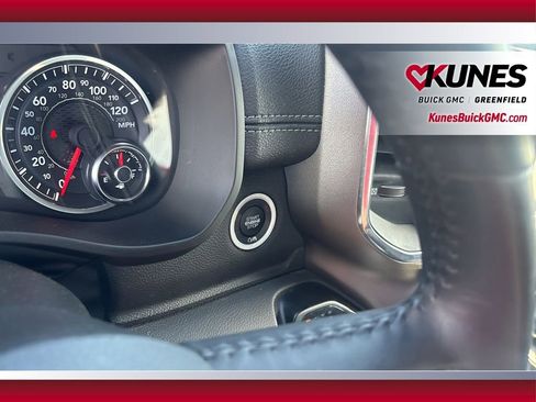 Used 2024 RAM 1500 Laramie image 23