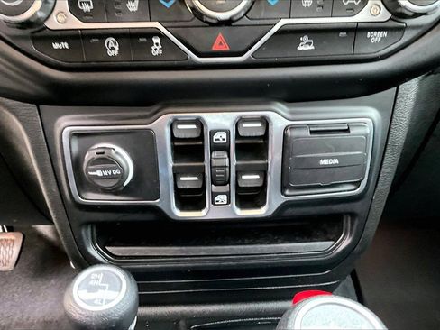 Certified 2021 Jeep Wrangler Unlimited Sport image 16