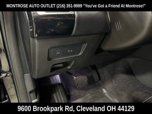 Used 2019 Land Rover Discovery HSE Luxury image 16