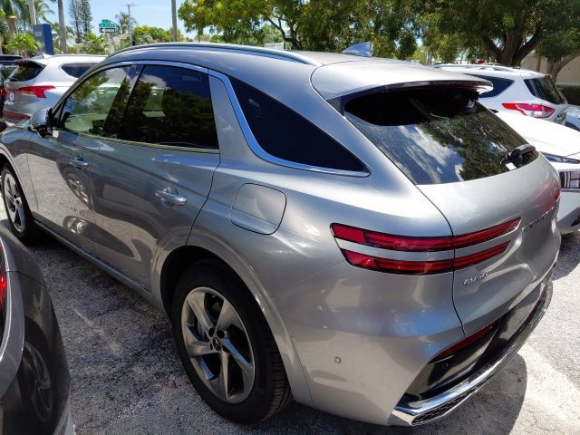 Used 2026 Genesis GV70 2.5T Advanced AWD/4WD image 4