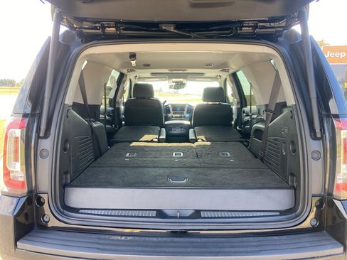 Used 2020 GMC Yukon SLT image 39