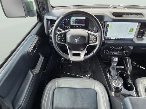 Used 2022 Ford Bronco Outer Banks AWD/4WD image 13
