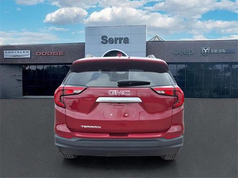 Used 2019 GMC Terrain SLE w/ Driver Convenience Package image 5