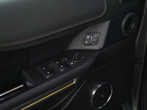 Used 2019 Ford Expedition Platinum image 23