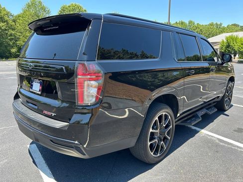 Used 2024 Chevrolet Suburban RST w/ Luxury Package RWD image 23