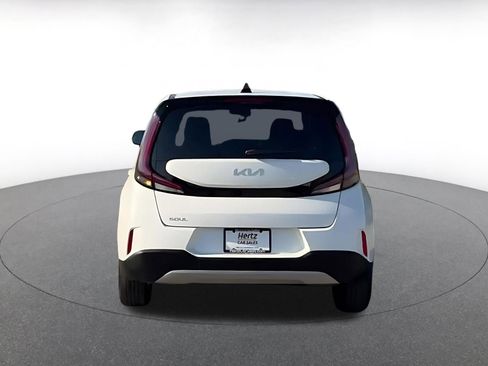 Used 2025 Kia Soul LX w/ LX Technology Package image 11