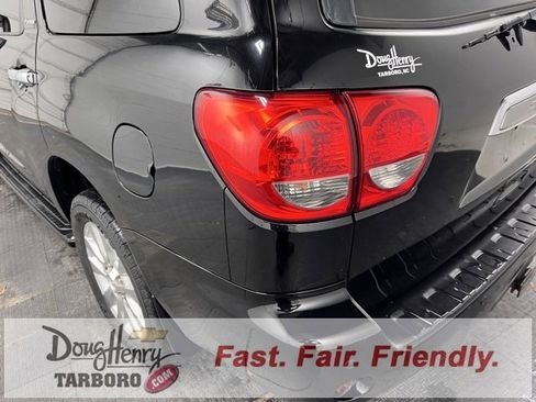 Used 2011 Toyota Sequoia Platinum image 13