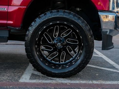 Used 2021 Ford F250 XLT w/ XLT Premium Package image 5