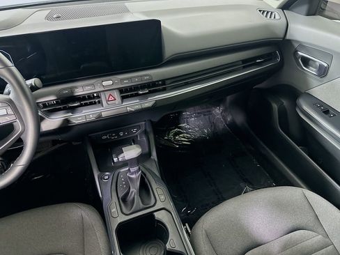 Used 2025 Kia K4 EX FWD image 19