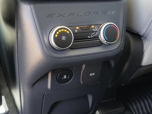 Used 2026 Ford Explorer Active w/ Active Comfort Package RWD image 20