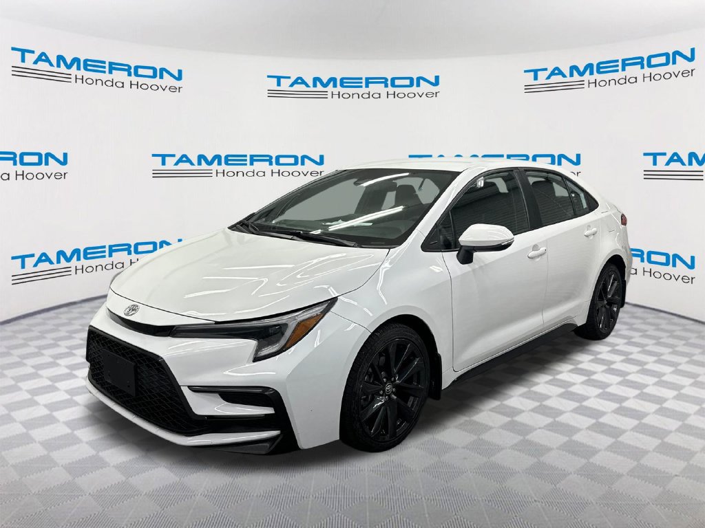 Used 2023 Toyota Corolla SE FWD image 1