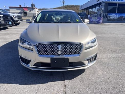Used 2017 Lincoln MKZ Premiere image 3