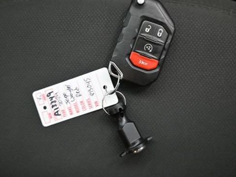 Used 2021 Jeep Wrangler Unlimited Sport AWD/4WD image 10