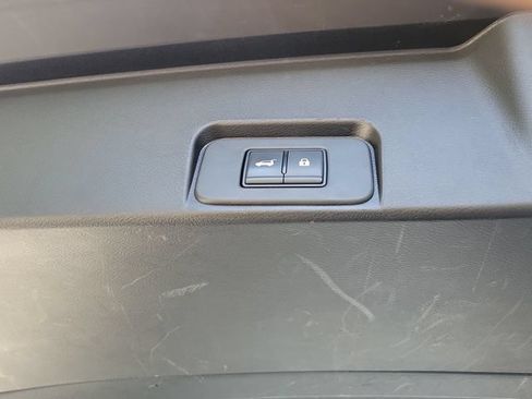 Certified 2024 Nissan Rogue SL w/ SL Premium Package FWD image 6