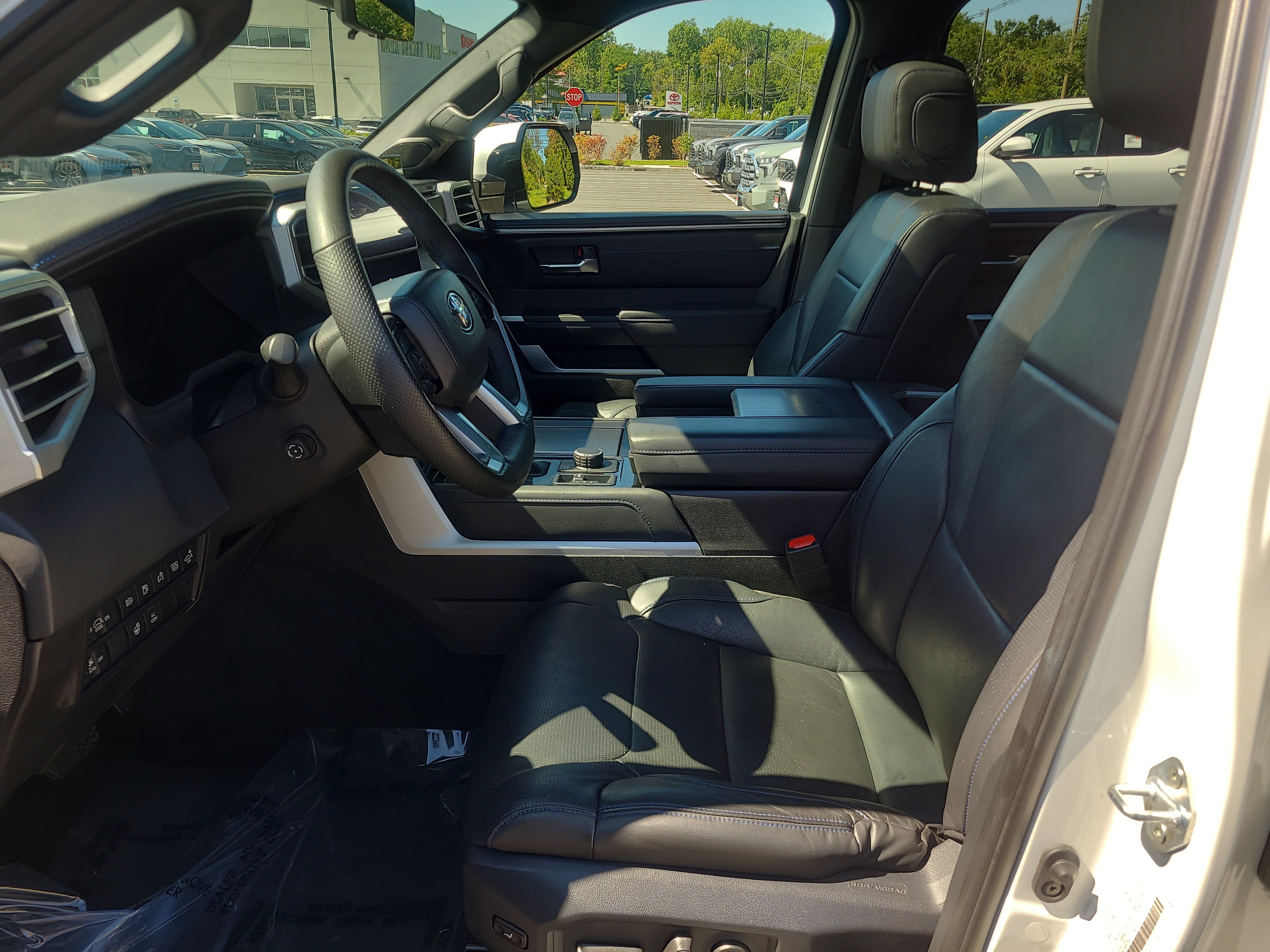 Certified 2025 Toyota Sequoia Platinum AWD/4WD image 16