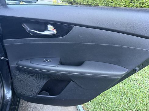 Used 2019 Kia Forte S FWD image 21