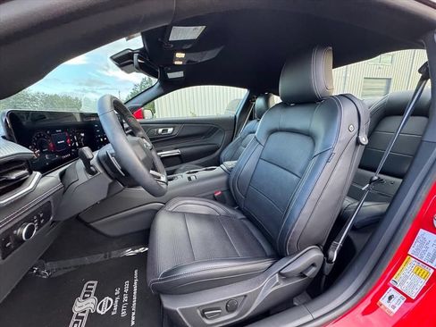 Used 2025 Ford Mustang GT Premium RWD image 15