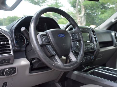 Used 2016 Ford F150 XLT w/ Equipment Group 302A Luxury AWD/4WD image 16