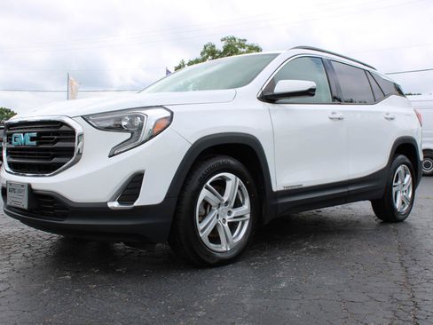Used 2020 GMC Terrain SLE w/ GMC Pro Grade Package AWD/4WD image 12