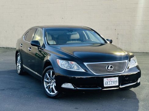Used 2007 Lexus LS 460 L image 1