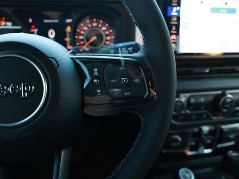 New 2026 Jeep Gladiator Sport image 18