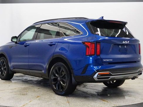 Used 2023 Kia Sorento SX image 43