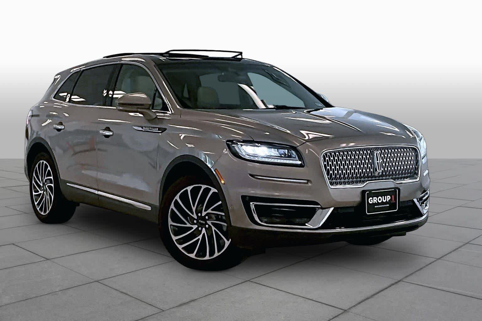 Used 2019 Lincoln Nautilus Reserve FWD image 2