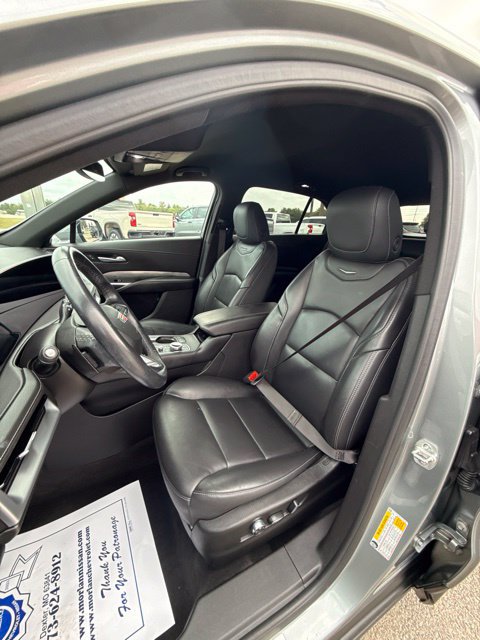 Used 2025 Cadillac XT4 Premium Luxury AWD/4WD image 15