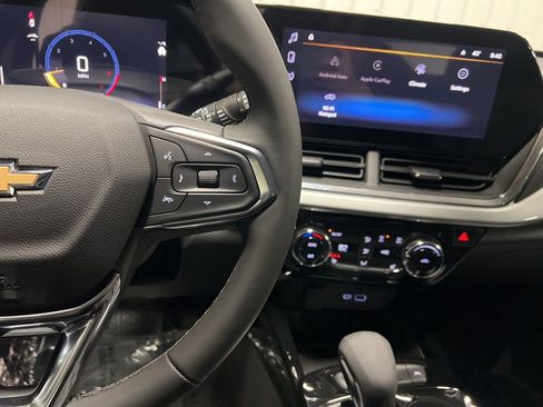 New 2026 Chevrolet Trax LT image 14