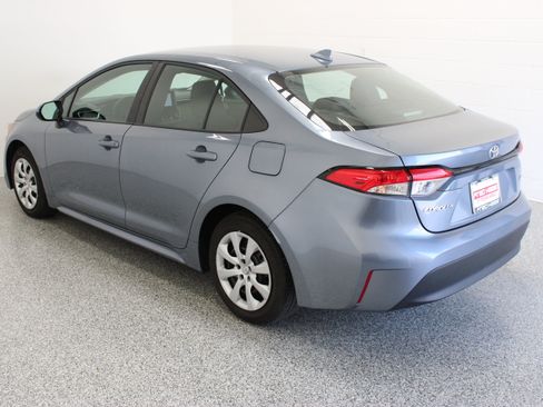 Used 2025 Toyota Corolla LE FWD image 9