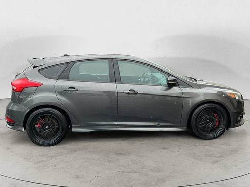 Used 2015 Ford Focus ST FWD image 6
