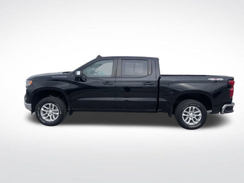 Used 2023 Chevrolet Silverado 1500 LT image 2