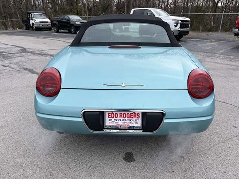 Used 2002 Ford Thunderbird RWD image 4