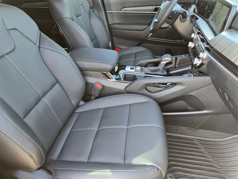 New 2025 Kia Telluride EX w/ EX Captain's Chair Package image 10