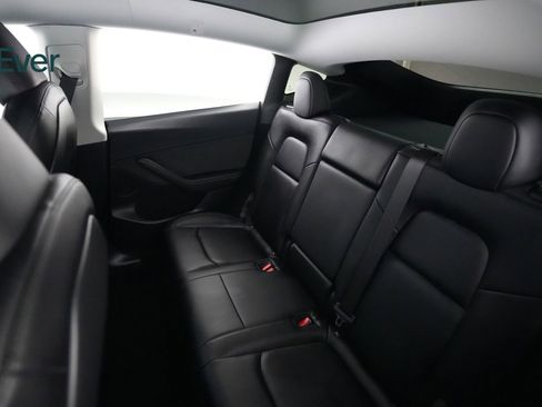 Used 2024 Tesla Model Y Performance AWD/4WD image 24