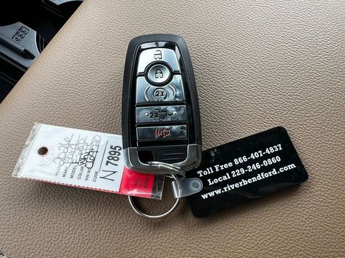 New 2026 Ford F250 Lariat w/ Lariat Premium Package image 44