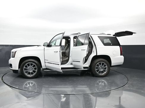Used 2020 GMC Yukon Denali w/ Open Road Package AWD/4WD image 56