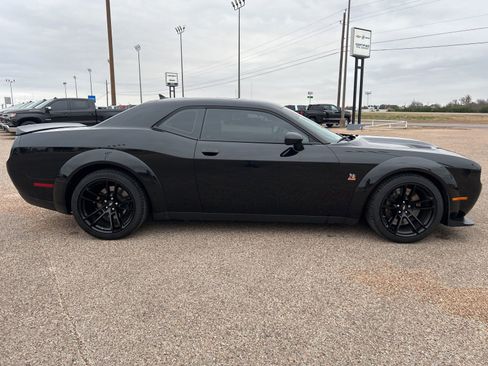 Used 2023 Dodge Challenger R/T Scat Pack image 6