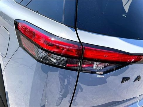 Certified 2024 Nissan Pathfinder Rock Creek AWD/4WD image 23