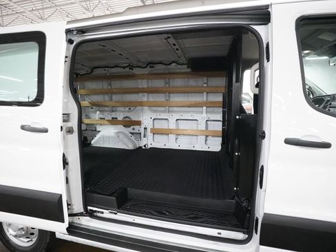 Used 2024 Ford Transit 250 Low Roof AWD w/ Exterior Upgrade Package image 15